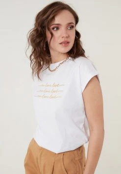 LELA CREW NECK - Camiseta Estampada - White , Mujer 4 LELA CREW NECK - Camiseta Estampada - White , Mujer -LELA Ventas 2024 7a8a51302bc84361a3966f2d76ee995e