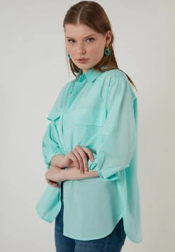 LELA REGULAR FIT - Camisa - Mint , Mujer -LELA Ventas 2024 7ac37dcb0d4140e0b07d724927cdcbef