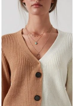 LELA Chaqueta De Punto - Camel Ecru , Mujer 2 LELA Chaqueta De Punto - Camel Ecru , Mujer -LELA Ventas 2024 7cbce10afbd24469b0cbdd124a13bec2