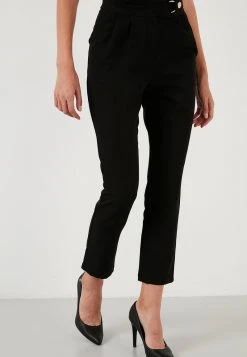 LELA Pantalones - Black, Mujer 7 LELA Pantalones - Black, Mujer -LELA Ventas 2024 7f33491c23424f10bd7c7845999b550a