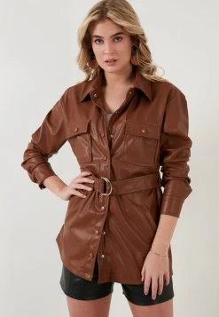 LELA Chaqueta De Cuero Sintético - Camel , Mujer