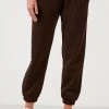 LELA Pantalones Deportivos - Dark Brown Color , Mujer