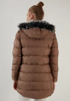 LELA Abrigo De Invierno - Mink Color, Mujer -LELA Ventas 2024 7fc74feeb8d54bbf9c5430d62e5498b9
