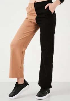 LELA Pantalones Deportivos - Biscuit Color/black, Mujer -LELA Ventas 2024 811beb1a7e0b48ea945dbbb3d70828ff