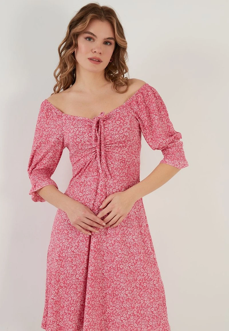 LELA Vestido Informal - Fuchsia , Mujer 3 LELA Vestido Informal - Fuchsia , Mujer - Imagen 3