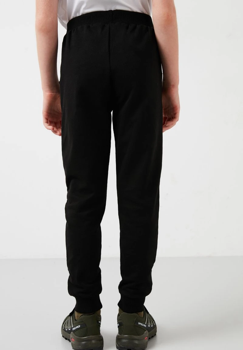 Chándal - red LELA Chándal - Red , Niños -LELA Ventas 2024 8234941da2d748f08293c4bd2ff2f9fe