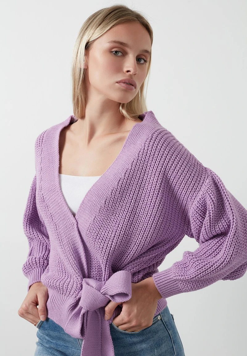 V NECK - Jersey de punto - lilac LELA V NECK - Jersey De Punto - Lilac, Mujer -LELA Ventas 2024 840d6f2274024d93a9d8e1fdb92ae0d2