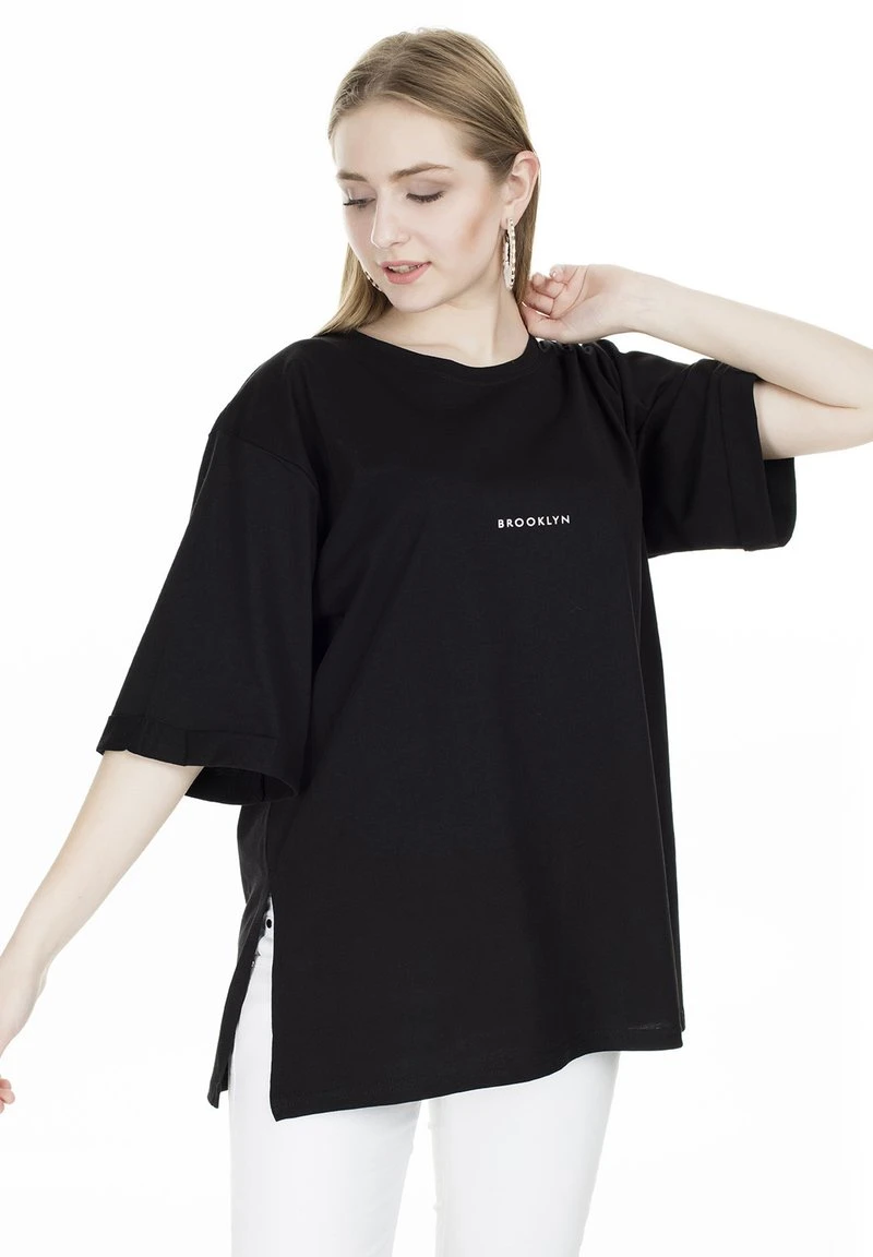 Camiseta estampada - black LELA Camiseta Estampada - Black , Mujer -LELA Ventas 2024 85d01be3301b4f79b17fab3708ed35c1