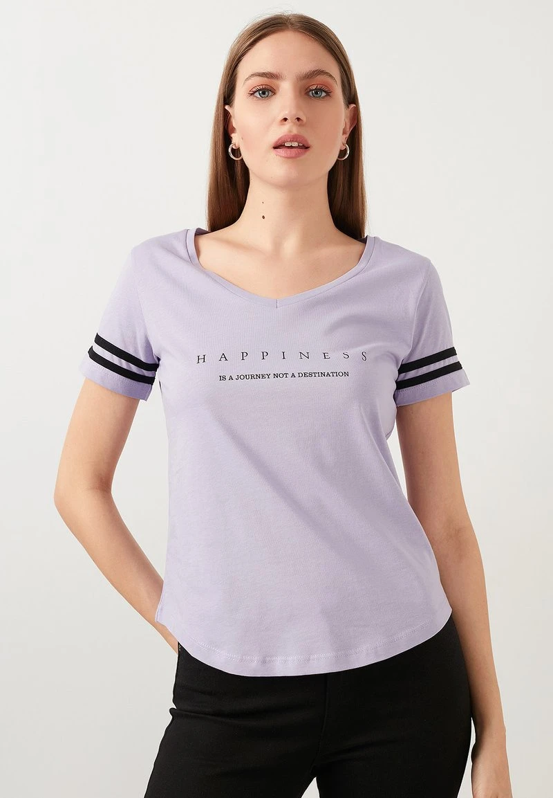LELA Camiseta Estampada - Lilac , Mujer 1 LELA Camiseta Estampada - Lilac , Mujer