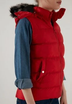 LELA Chaleco - Red , Mujer 3 LELA Chaleco - Red , Mujer -LELA Ventas 2024 871e9751f3b6410a927a0e3148fd4e64