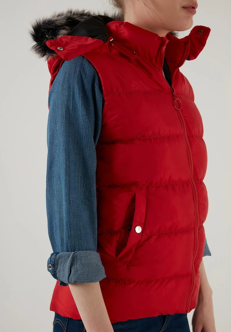 Chaleco - red LELA Chaleco - Red , Mujer -LELA Ventas 2024 871e9751f3b6410a927a0e3148fd4e64