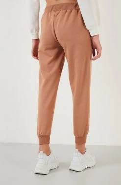 LELA HOODED PRINT TRACKSUIT - Chándal - Biscuit Color, Mujer -LELA Ventas 2024 8737e06cda5748cf98dae01b975c37b8