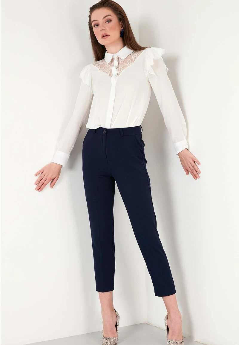 Pantalones - navy blue LELA Pantalones - Navy Blue , Mujer -LELA Ventas 2024 884d479ce1dd49578cd99c2b24e224cb