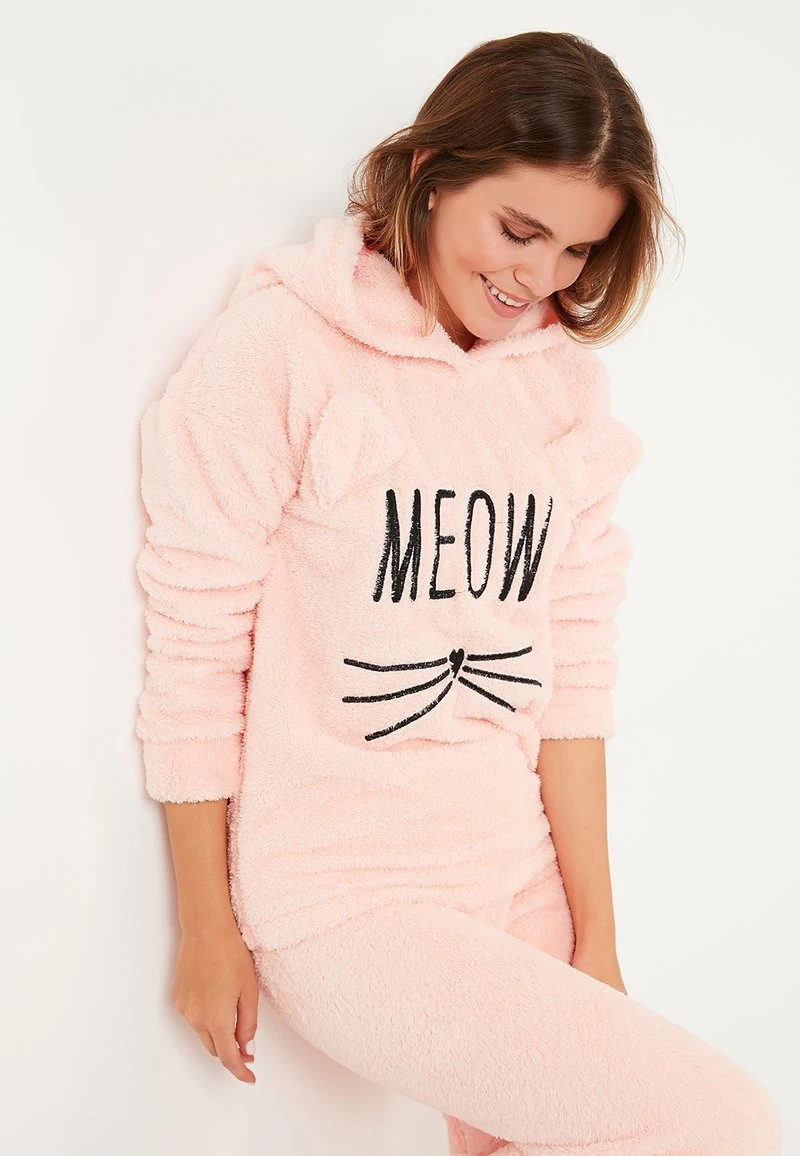 Pijama - salmon color LELA Pijama - Salmon Color, Mujer -LELA Ventas 2024 88bbbeb21a074e7e94f5c5b4c467916f