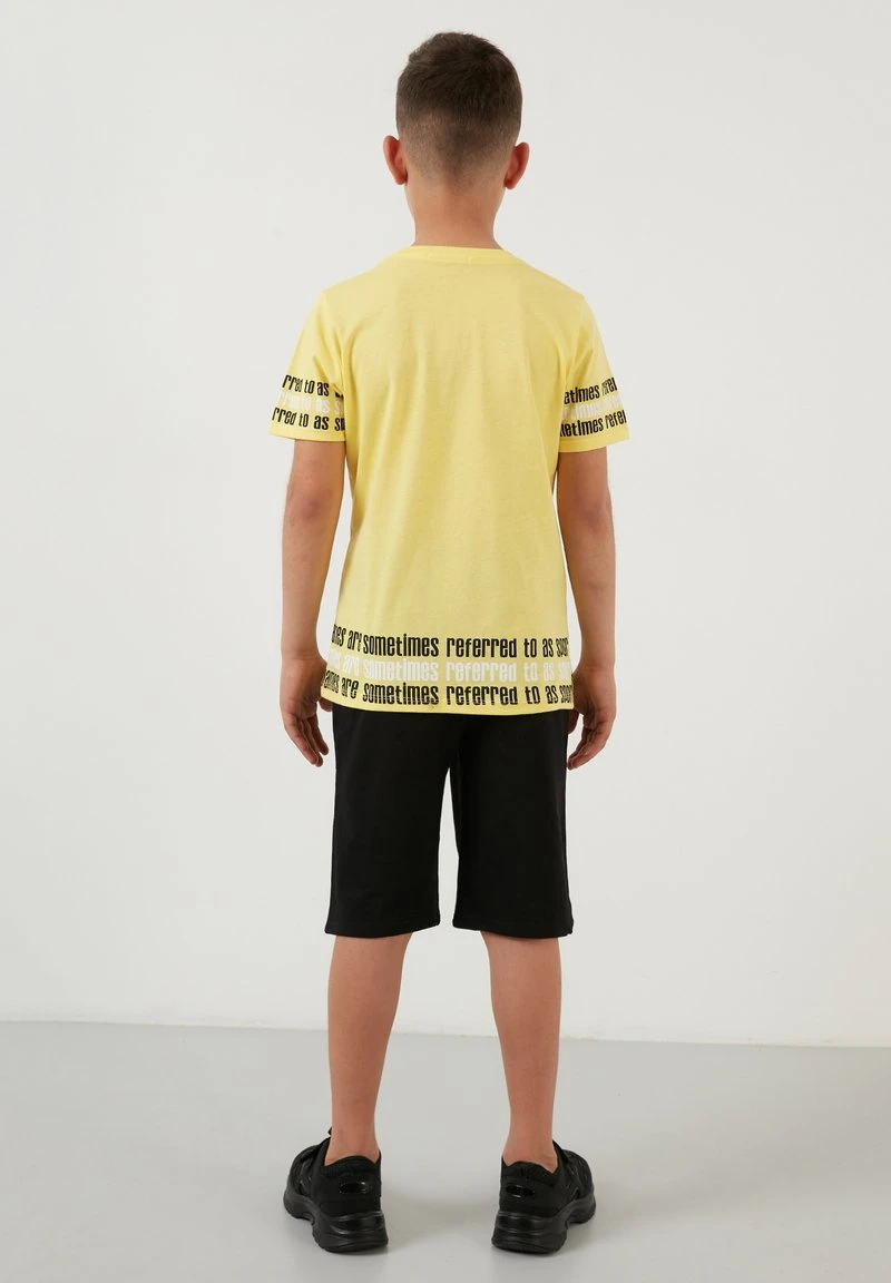 SET - Shorts - yellow LELA SET - Shorts - Yellow, Niños -LELA Ventas 2024 8a091a6ef1dc449b9bb87120c6a5b1e9