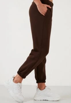 LELA Pantalones Deportivos - Dark Brown Color , Mujer 3 LELA Pantalones Deportivos - Dark Brown Color , Mujer -LELA Ventas 2024 8a8f2e6538dd440382a30ef4fde655f4