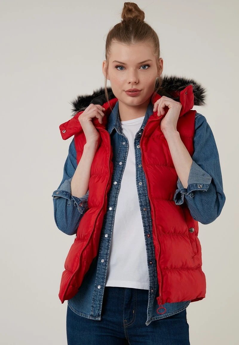 Chaleco - red LELA Chaleco - Red , Mujer -LELA Ventas 2024 8c59ba665cbf4b2bab30c6997caf953e