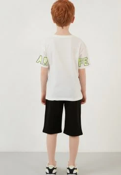 LELA REGULAR FIT T-SHIRT AND SHORTS - Shorts - White , Niños 2 LELA REGULAR FIT T-SHIRT AND SHORTS - Shorts - White , Niños -LELA Ventas 2024 8c95da6507c34505aa44c7483a27c618