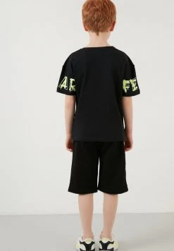 LELA REGULAR FIT T-SHIRT AND SHORTS - Shorts - Black, Niños -LELA Ventas 2024 8ef5ae4965984a03bb9061b667eae606