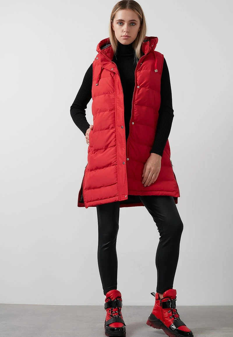 LELA MOANA - Chaleco - Red, Mujer 2 LELA MOANA - Chaleco - Red, Mujer - Imagen 2