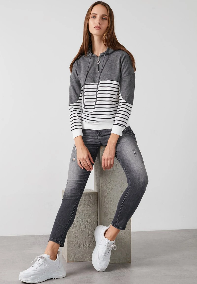 Jersey con capucha - anhracite LELA Jersey Con Capucha - Anhracite, Mujer -LELA Ventas 2024 95a02541b61d4b38b80d140e00673018