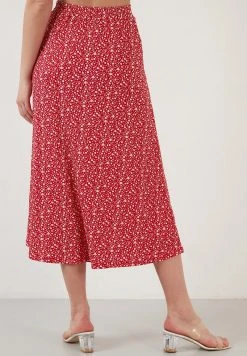 LELA - Falda Acampanada - Red , Mujer -LELA Ventas 2024 95f6d49121a94ab281c7c6f74f33ee1c