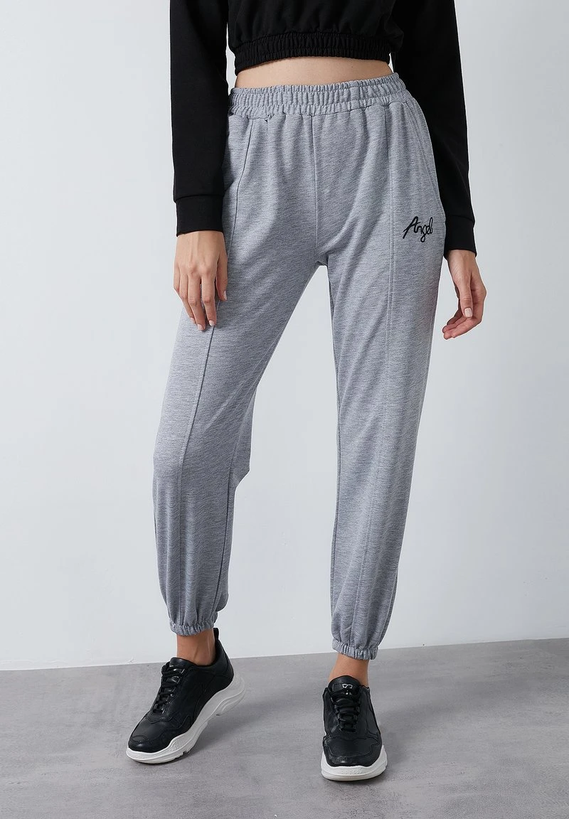 Pantalones deportivos - grey LELA Pantalones Deportivos - Grey , Mujer -LELA Ventas 2024 97e9fc7e5e2641f29aef500fb67c5bf6