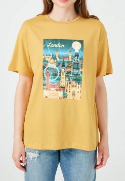 LELA Camiseta Estampada - Mustard Color , Mujer
