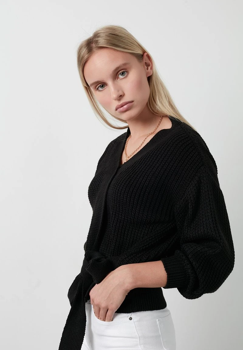 V NECK - Jersey de punto - black LELA V NECK - Jersey De Punto - Black, Mujer -LELA Ventas 2024 9923492504e04ba08fce6ab8ee60e36b