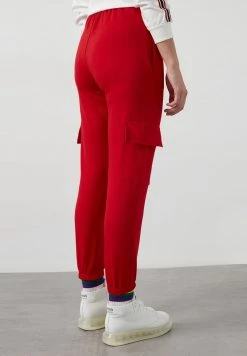 LELA Pantalones Deportivos - Red , Mujer 3 LELA Pantalones Deportivos - Red , Mujer -LELA Ventas 2024 9a986d2bd59e4d95899cdd667f373810