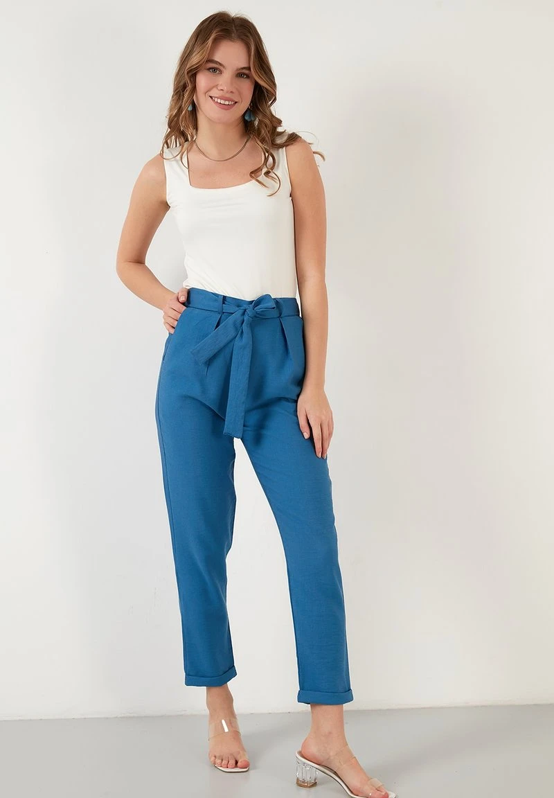 Pantalones - indigo LELA Pantalones - Indigo , Mujer -LELA Ventas 2024 9b37d3d827a940648d415dd2bed02fe3
