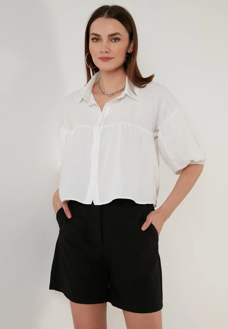 LELA LOOSE FIT - Camisa - Ecru , Mujer 1 LELA LOOSE FIT - Camisa - Ecru , Mujer