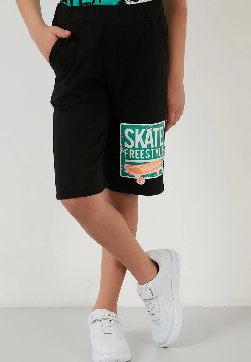 LELA SET - Shorts - Benetton Color , Niños 4 LELA SET - Shorts - Benetton Color , Niños - Imagen 4