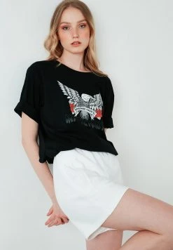 LELA Camiseta Estampada - Black , Mujer -LELA Ventas 2024 9e43839805d349deaf93cdf9d7849a3a