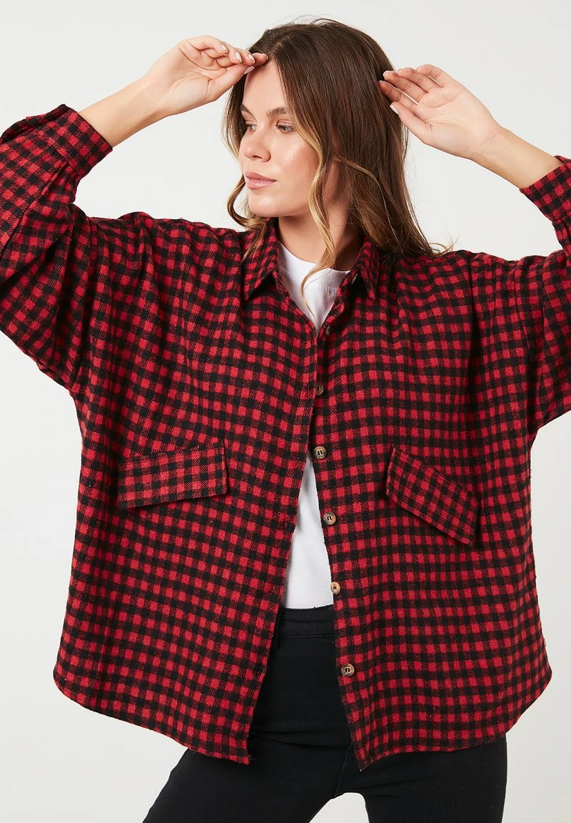 LELA Camisa - Red , Mujer 4 LELA Camisa - Red , Mujer - Imagen 4