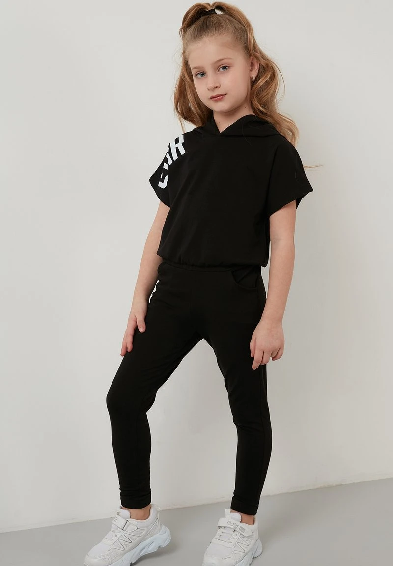 REGULAR FIT - Chándal - black LELA REGULAR FIT - Chándal - Black, Niños -LELA Ventas 2024 ae9553a81adb4557b699dd9308fcf737