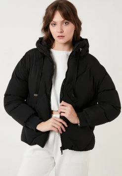 LELA Chaqueta De Invierno - Black , Mujer 6 LELA Chaqueta De Invierno - Black , Mujer -LELA Ventas 2024 af0bec75de6b45b7a8b2a5dbe74584d9