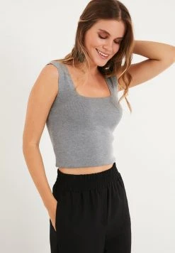 LELA Top - Grey, Mujer