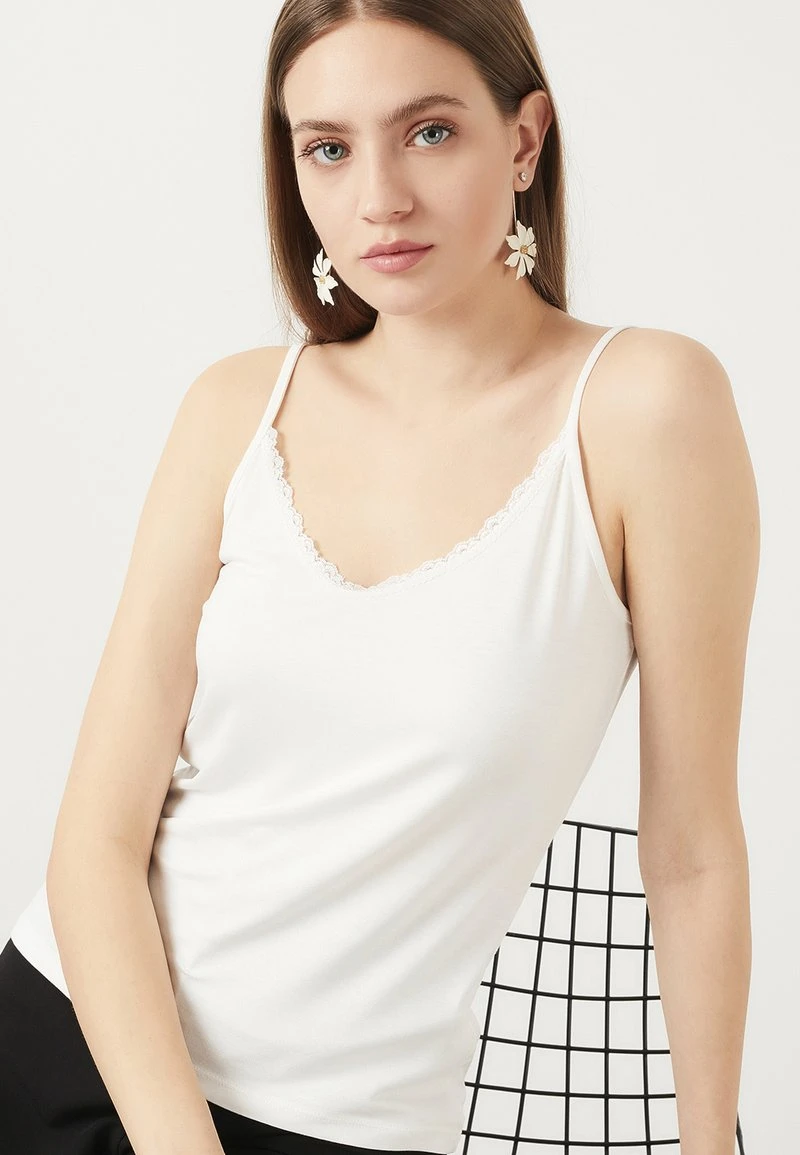 Top - ecru LELA Top - Ecru , Mujer -LELA Ventas 2024 b10327c1b6d54a9ea768daed2dcb5baa