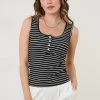 LELA Top - Black, Mujer