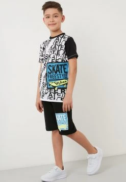 LELA SET - Shorts - White , Niños -LELA Ventas 2024 b7538a80755c4bfdbaae94611d249620