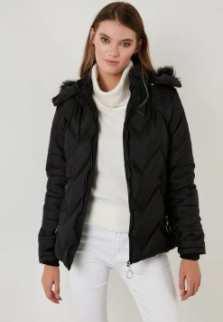 LELA Chaqueta De Entretiempo - Black , Mujer 7 LELA Chaqueta De Entretiempo - Black , Mujer -LELA Ventas 2024 b975c7780584476d9f8577c6e56fbfd3