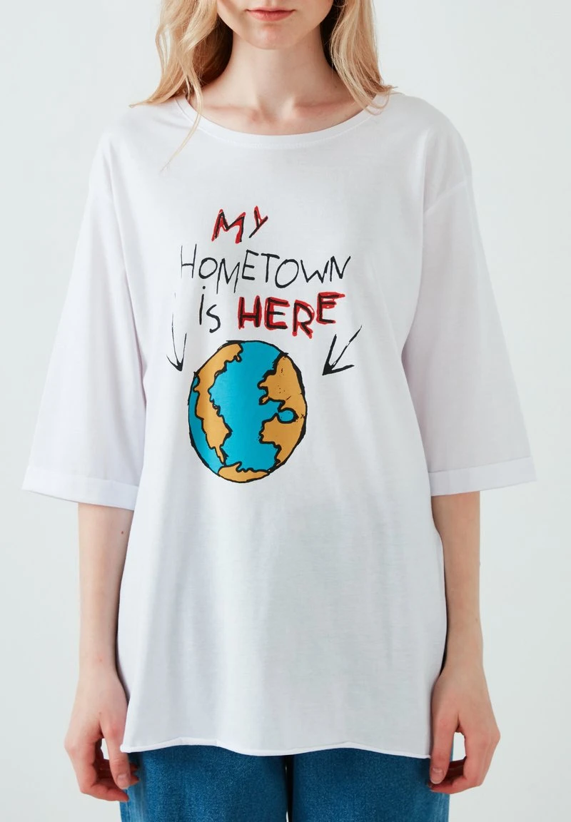 Camiseta estampada - white LELA Camiseta Estampada - White , Mujer -LELA Ventas 2024 b9a22d4cac474a26b338ede0b76e96f9