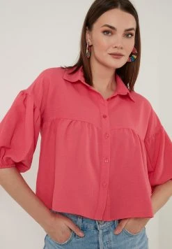 LELA LOOSE FIT - Camisa - Fuchsia, Mujer 9 LELA LOOSE FIT - Camisa - Fuchsia, Mujer -LELA Ventas 2024 bb2d01e69d044bdbb9754a968e63119f