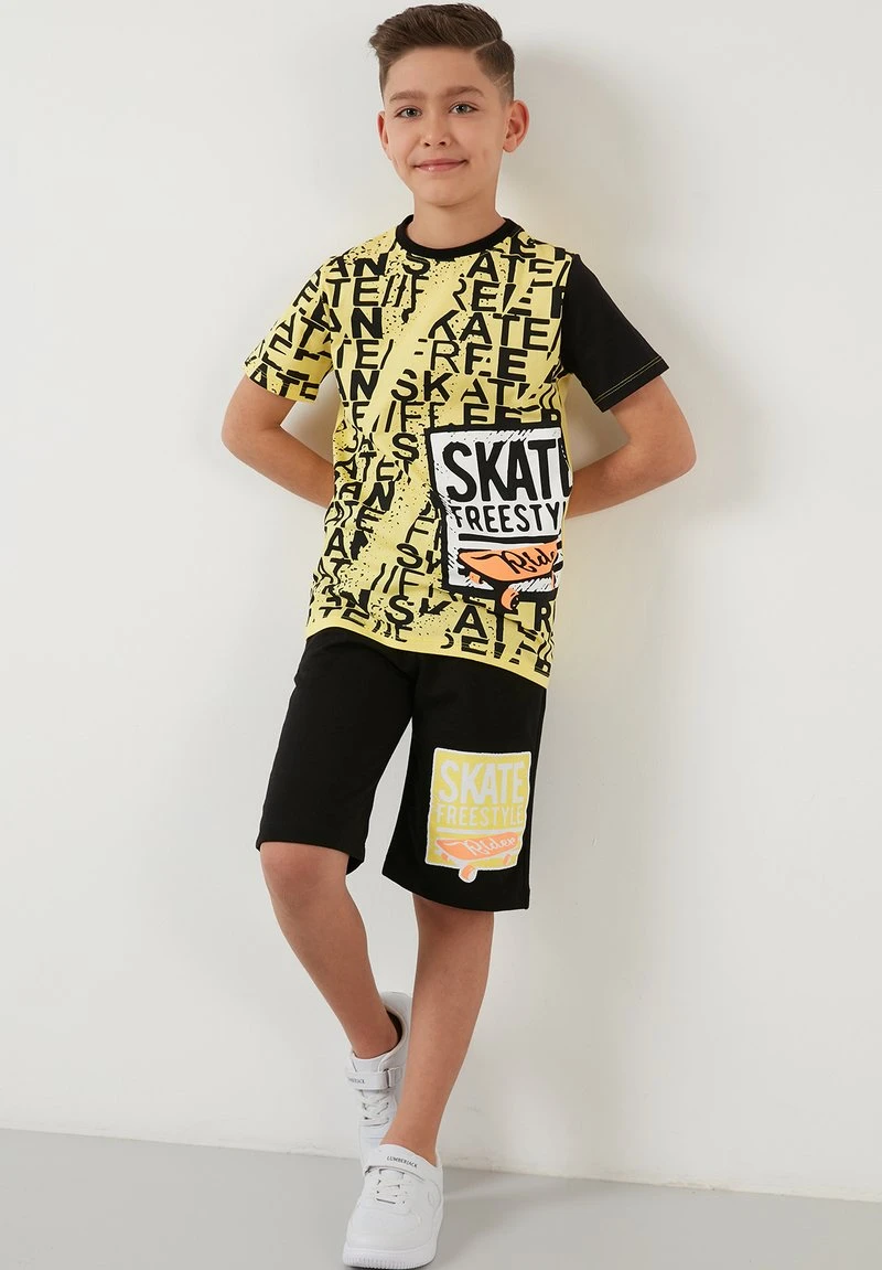 LELA SET - Shorts - Yellow , Niños 5 LELA SET - Shorts - Yellow , Niños - Imagen 5