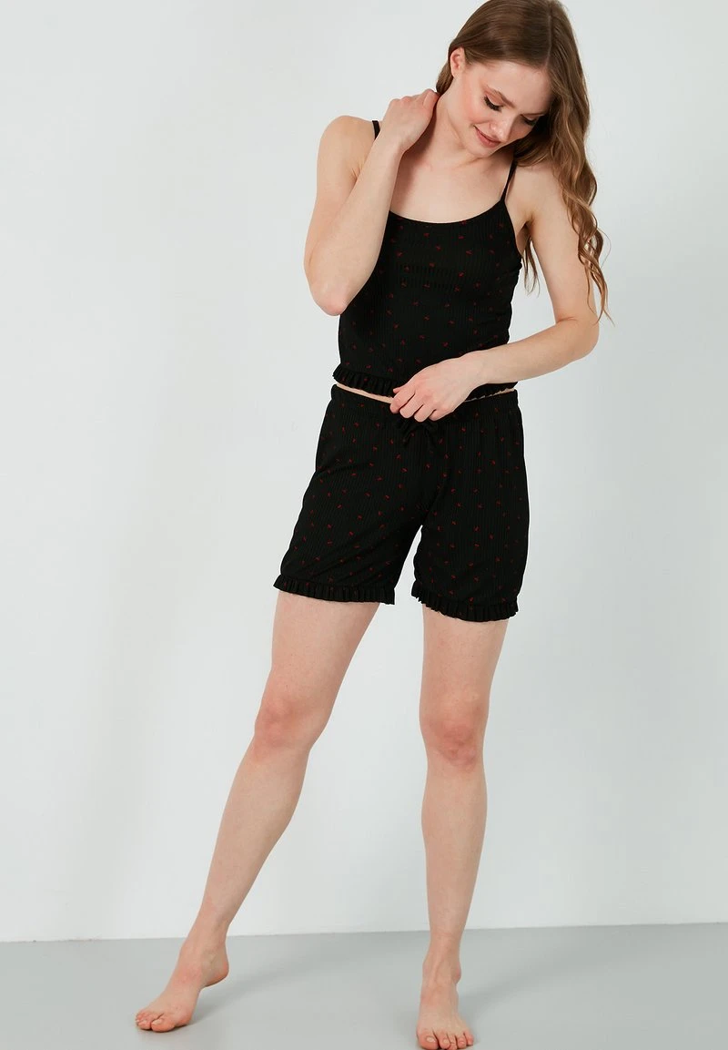 Pijama - black-red LELA Pijama - Black-red , Mujer -LELA Ventas 2024 caca5c11c4c64341a6821bac2238de7c