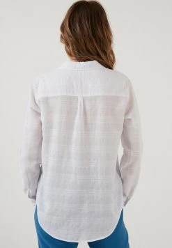 LELA Camisa - White, Mujer -LELA Ventas 2024 cb3e650ec97e40e69f8b9d45108f845b
