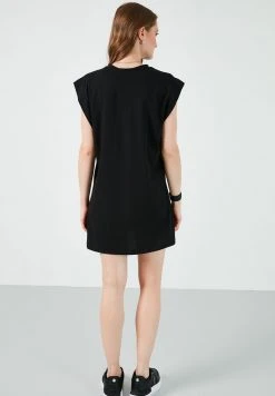 LELA Vestido Ligero - Black , Mujer 2 LELA Vestido Ligero - Black , Mujer -LELA Ventas 2024 cb526cc2b6994bad916b320a88508d00