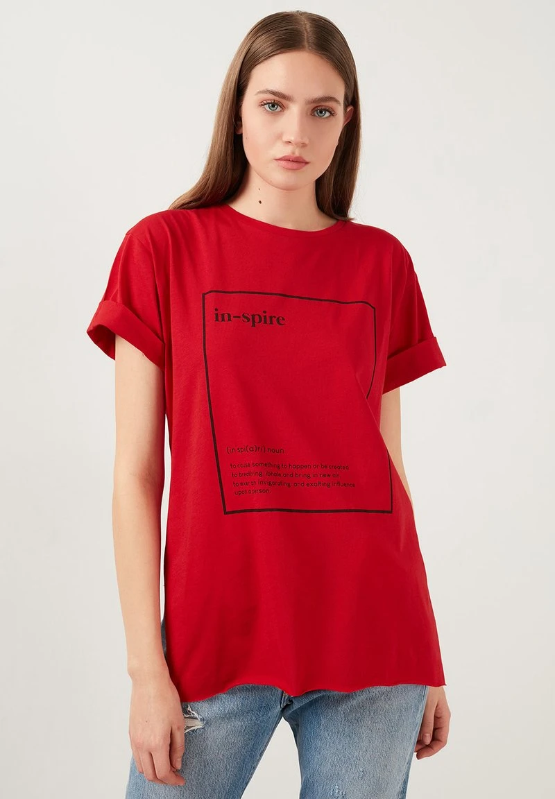 OVERSIZED - Camiseta estampada - red LELA OVERSIZED - Camiseta Estampada - Red, Mujer -LELA Ventas 2024 cc4bb6fef2bc47c99e264f472e18194a