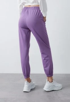 LELA Pantalones Deportivos - Lilac , Mujer -LELA Ventas 2024 d51d17275fbe400288b9072ee9a1a987
